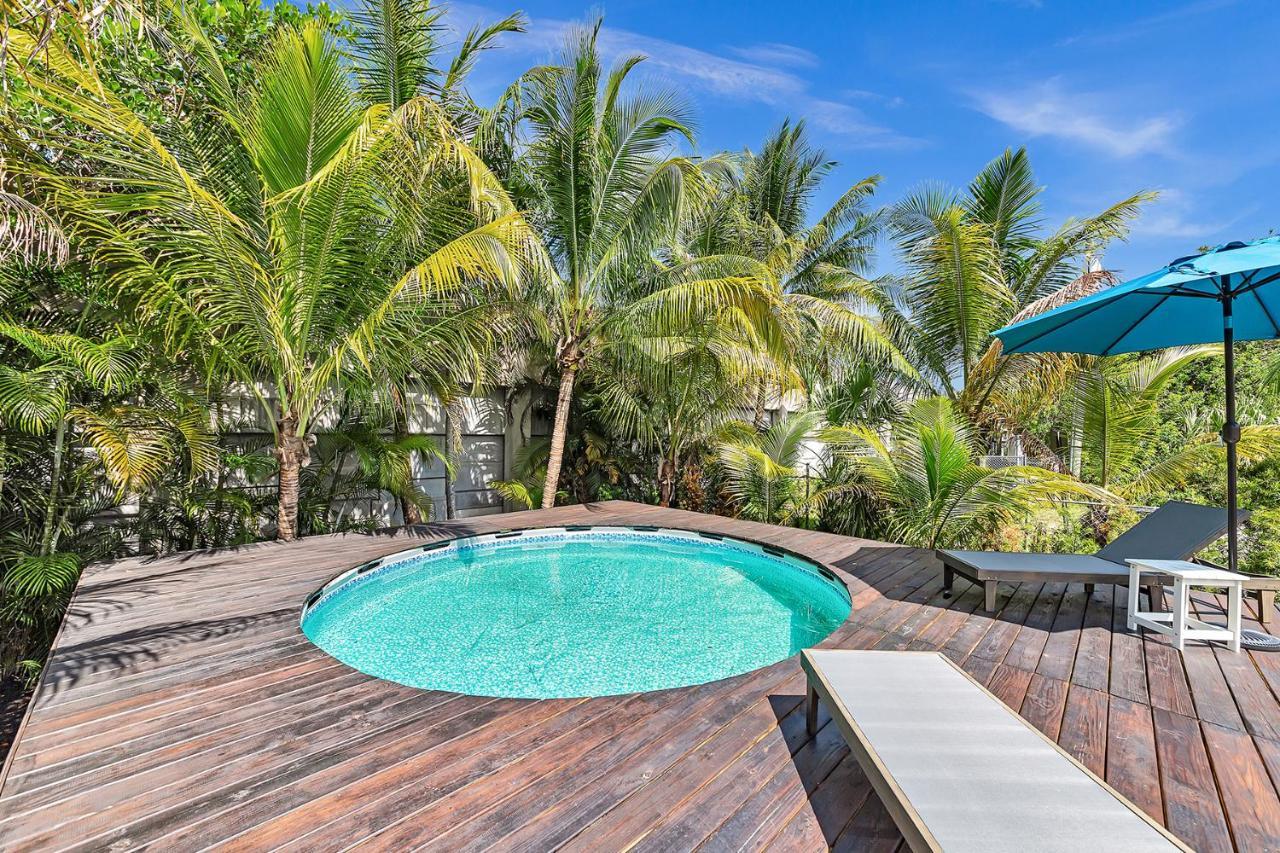 Welcome To Paradise! Secluded 4 Bed, 3 Bath, Pool Fort Lauderdale Exterior photo
